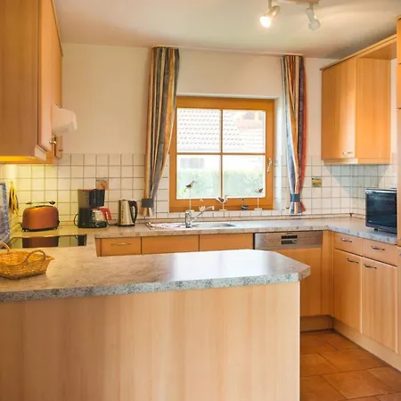 Ferienhaus Freesenbruch Doppelhaushälfte 10a - Meeresbriese Ostseeheilbad Zingst