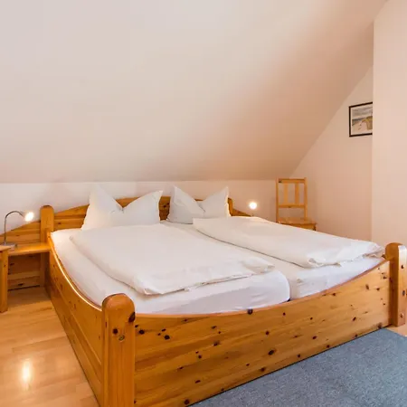 Freesenbruch Doppelhaushälfte 10a - Meeresbriese Ferienhaus Ostseeheilbad Zingst